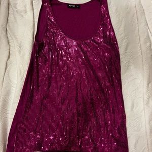 Iike new! Women’s sparkly dark pink/ purple tank top size xl